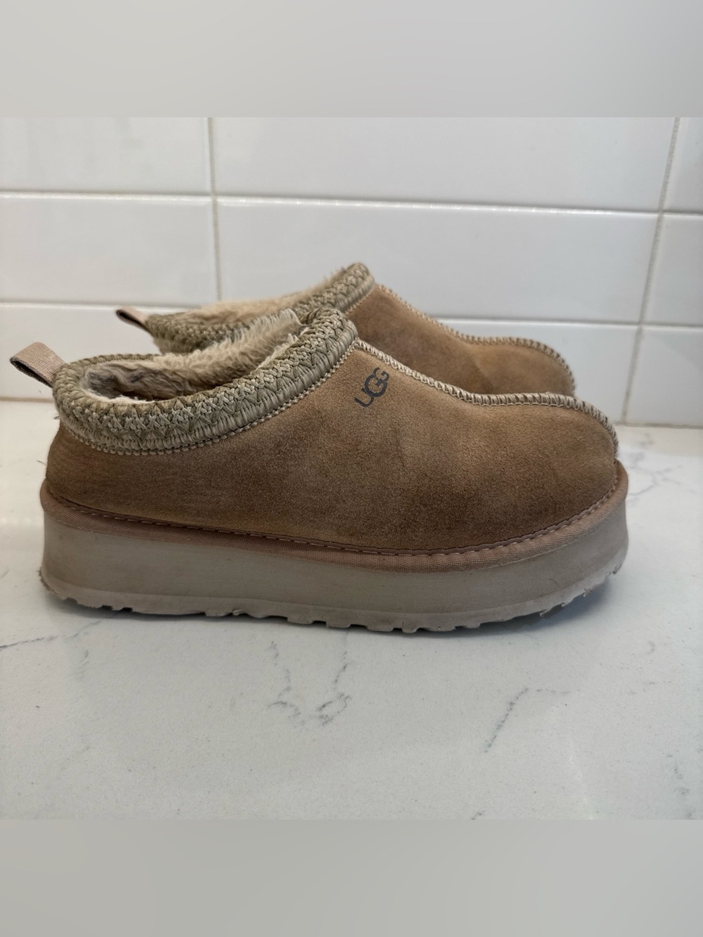 UGG Australia Womens Tasman Platform Boot Slipper Size 6 Tan Suede Slip On Shoes